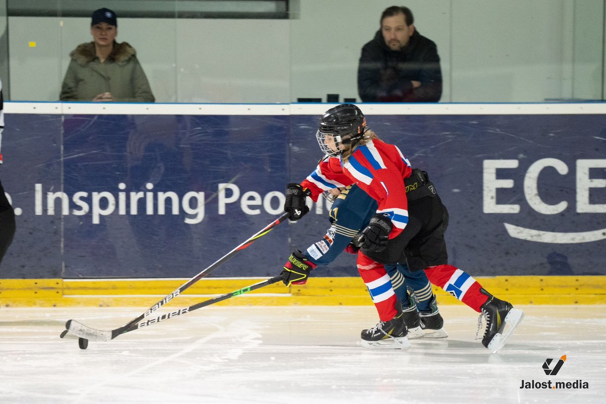 Doppeltes Saisonfinale für die U11 HSVEishockey